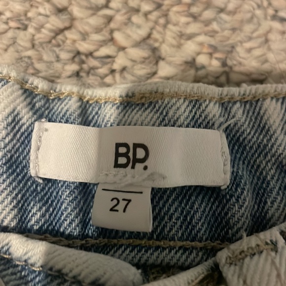 UO jean shorts - Picture 2 of 2